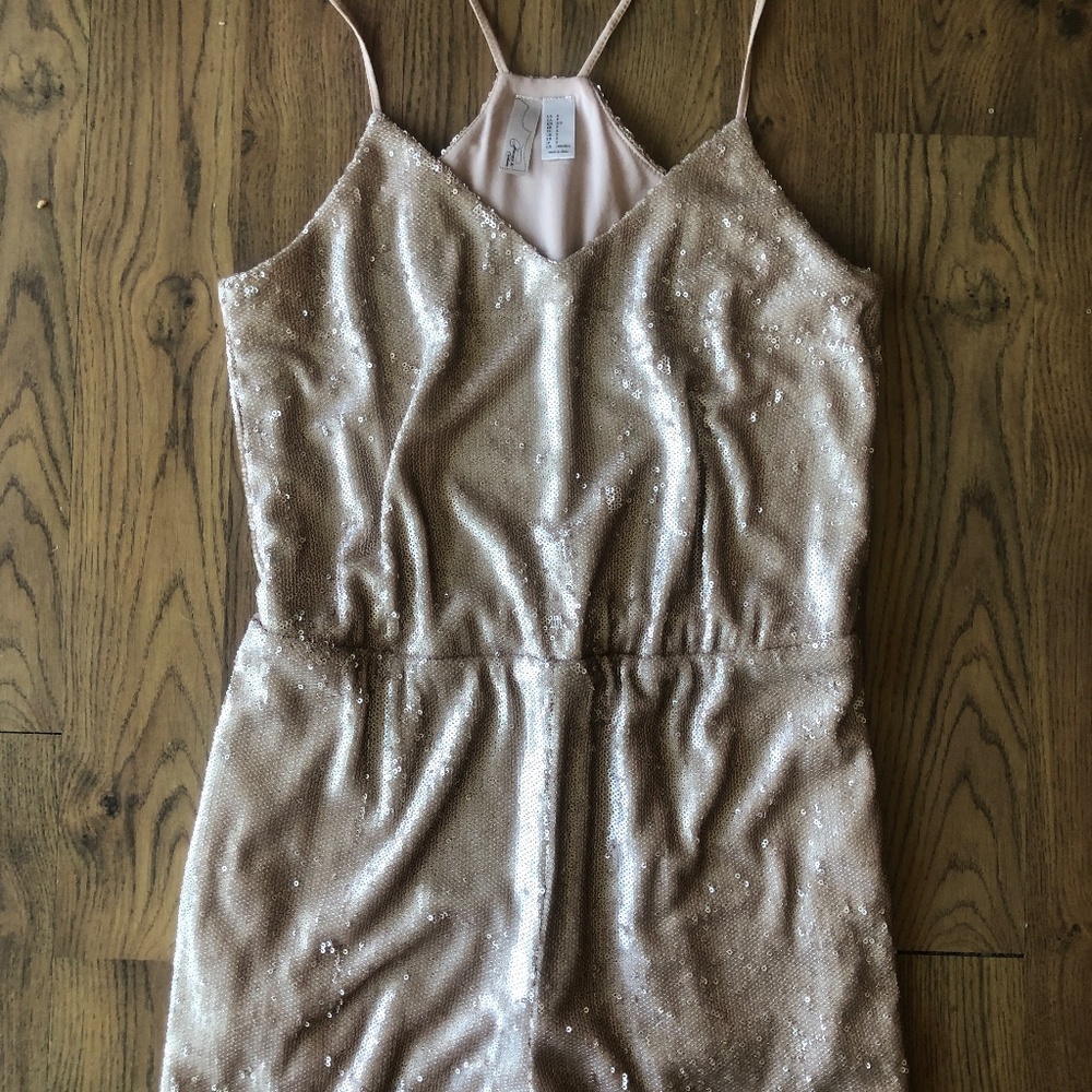 champagne gold sequin romper forever 21 2010 size small